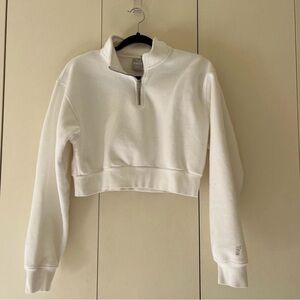 Aritzia White Quarter-Zip Cropped Sweatshirt